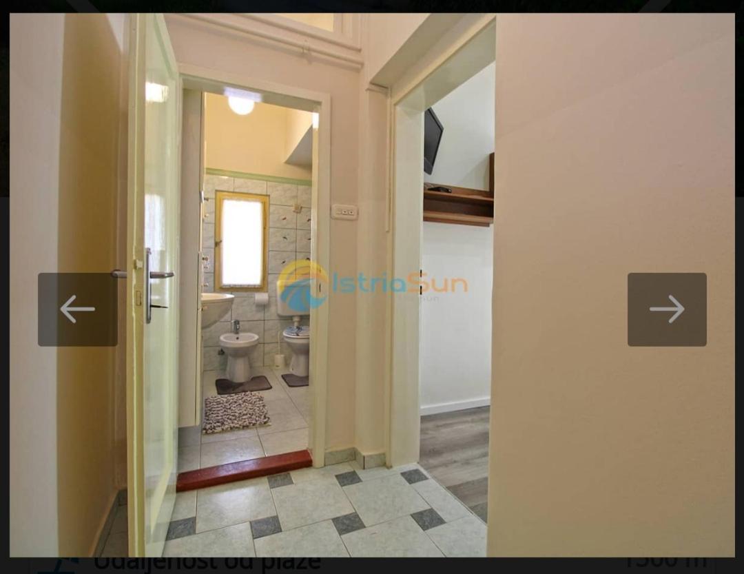 Studio Apartman Lea Pula Exterior foto